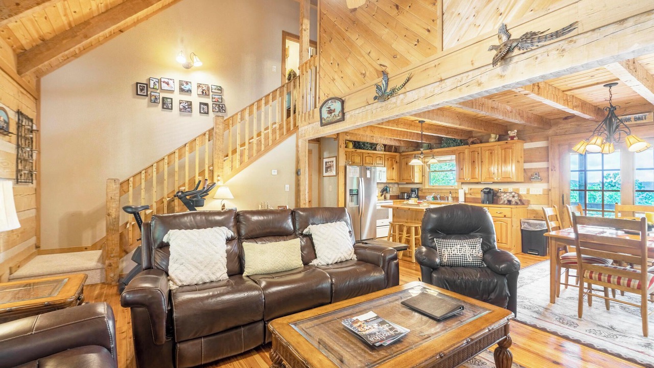 Photo of Livingroom in Seven Devils