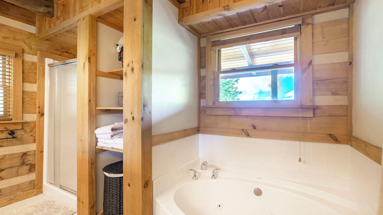 Photo of Bathroom in Seven Devils