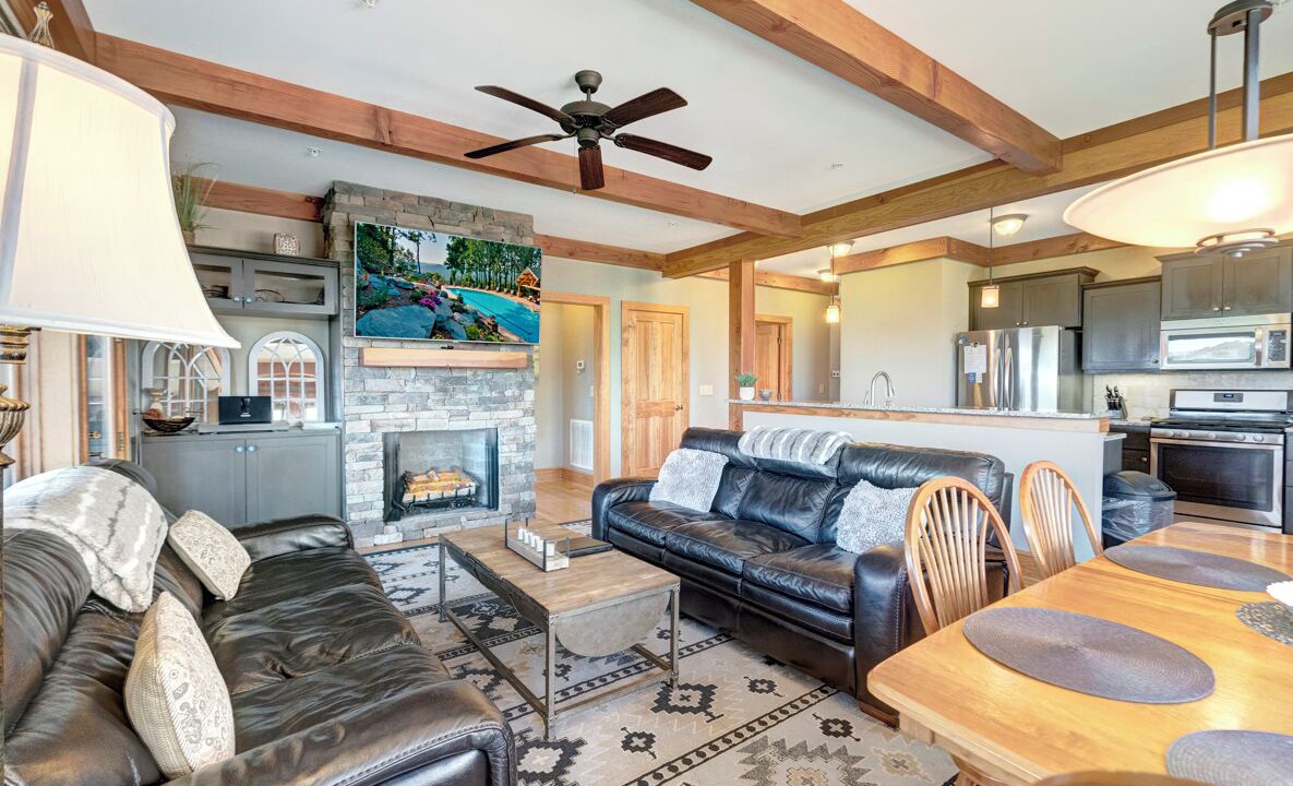 Photo of Livingroom in Boone