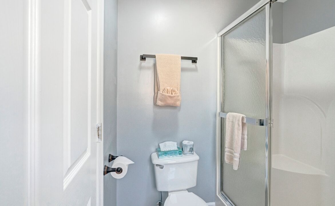 Photo of Bathroom in Seven Devils