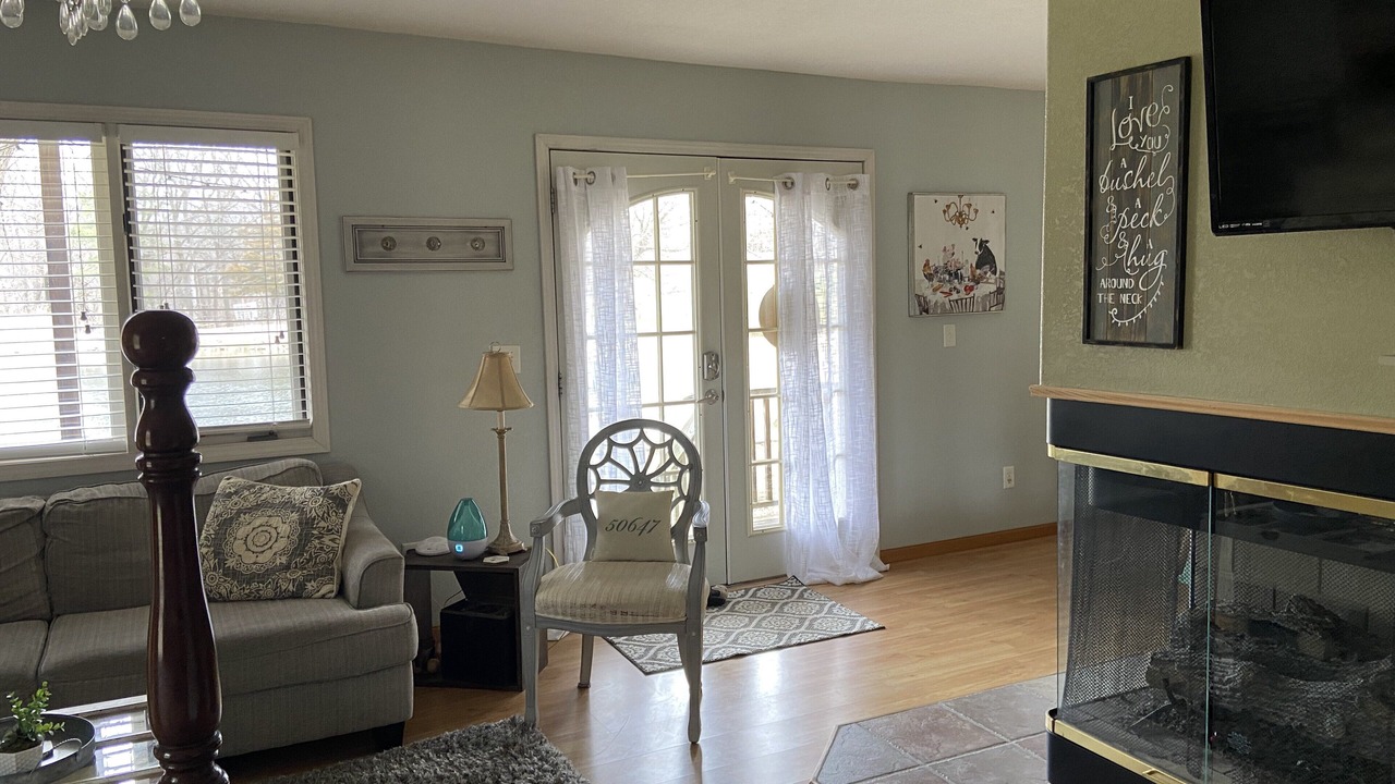 Photo of Livingroom in Janesville