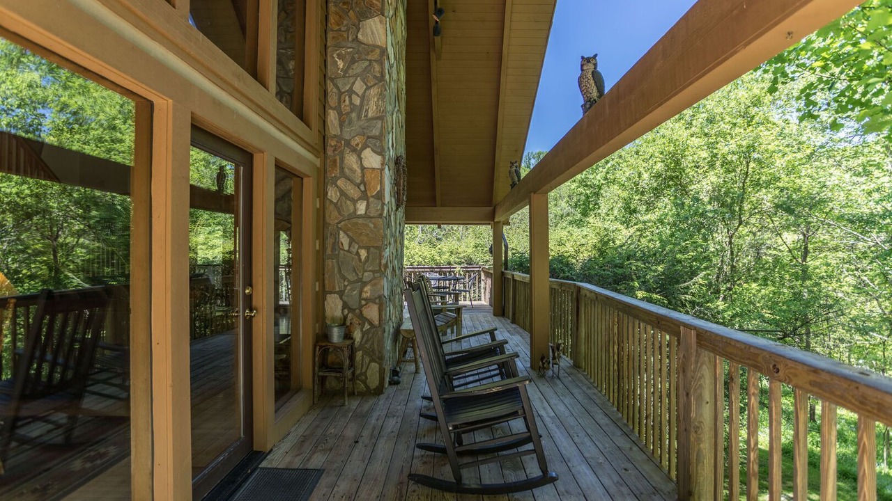 Photo of Patio Balcony in Sugar Grove