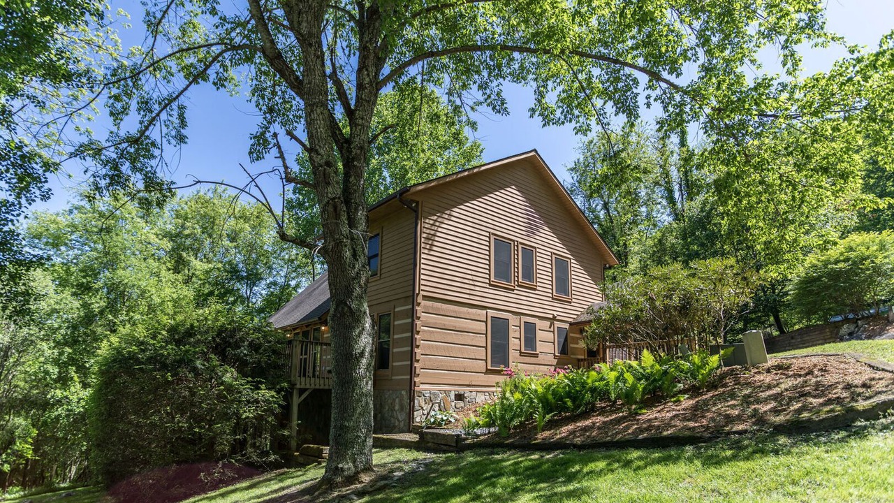 Photo of Outdoor in Sugar Grove