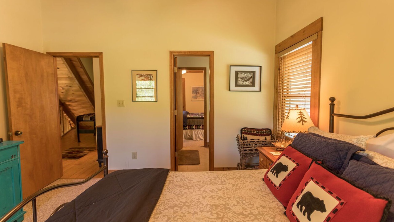 Photo of Bedroom in Sugar Grove