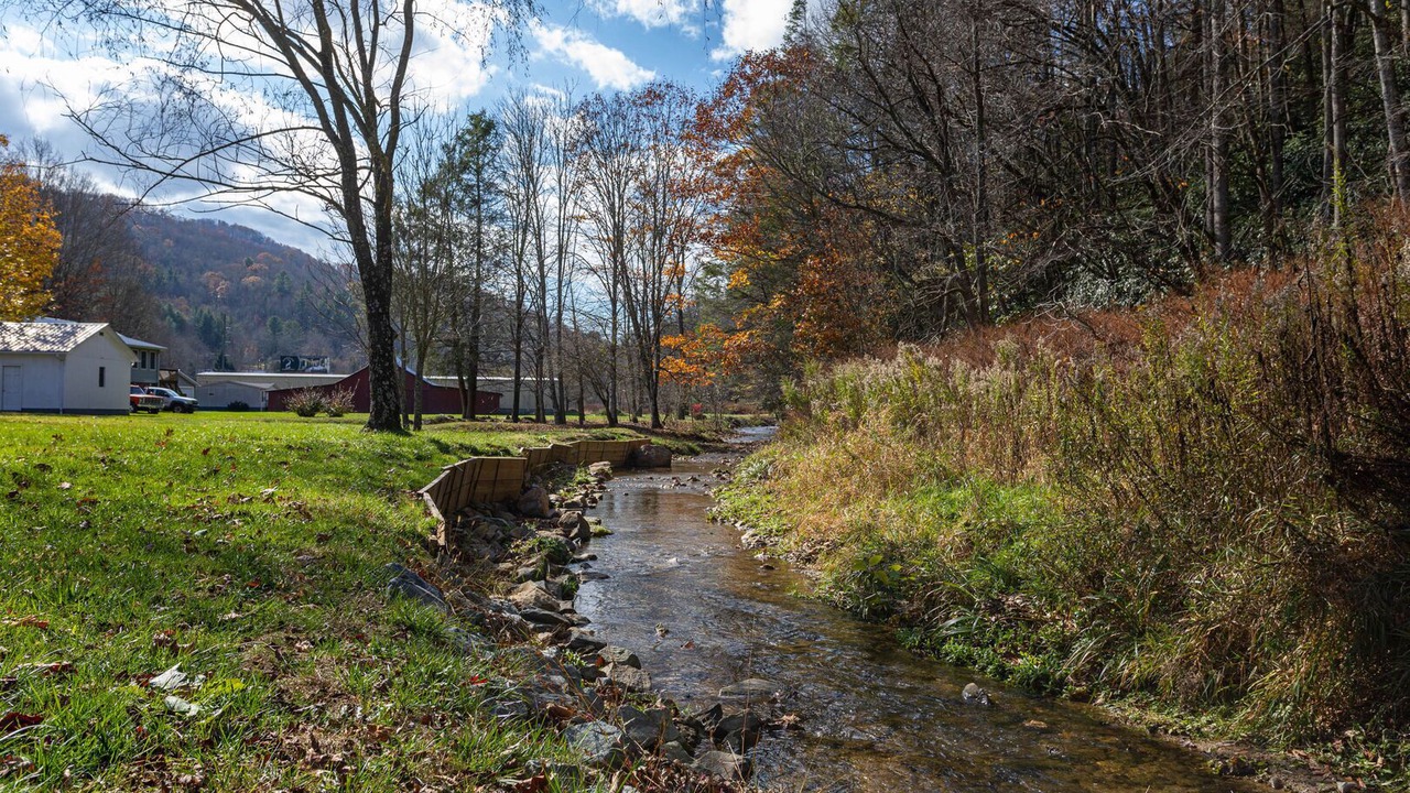 Photo of Outdoor in Boone