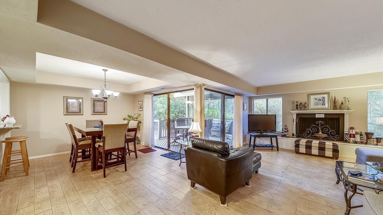 Photo of Livingroom in Palmetto Dunes