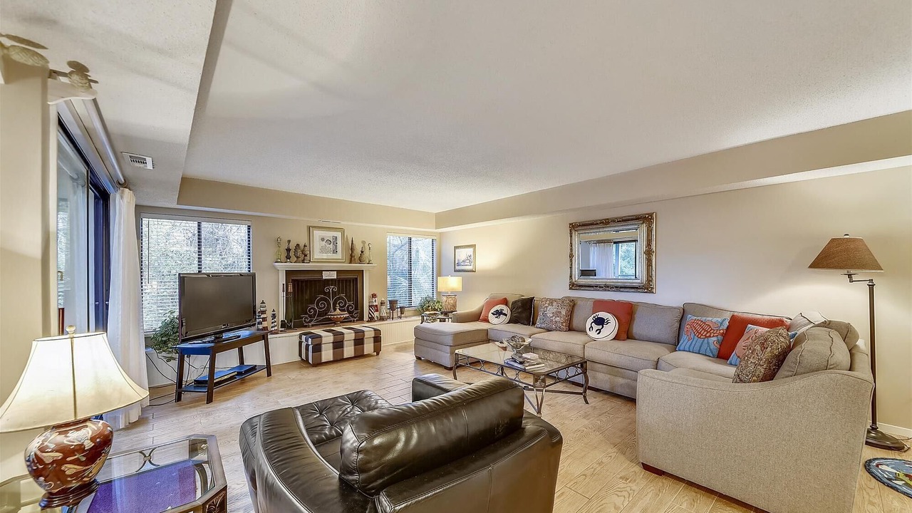Photo of Livingroom in Palmetto Dunes