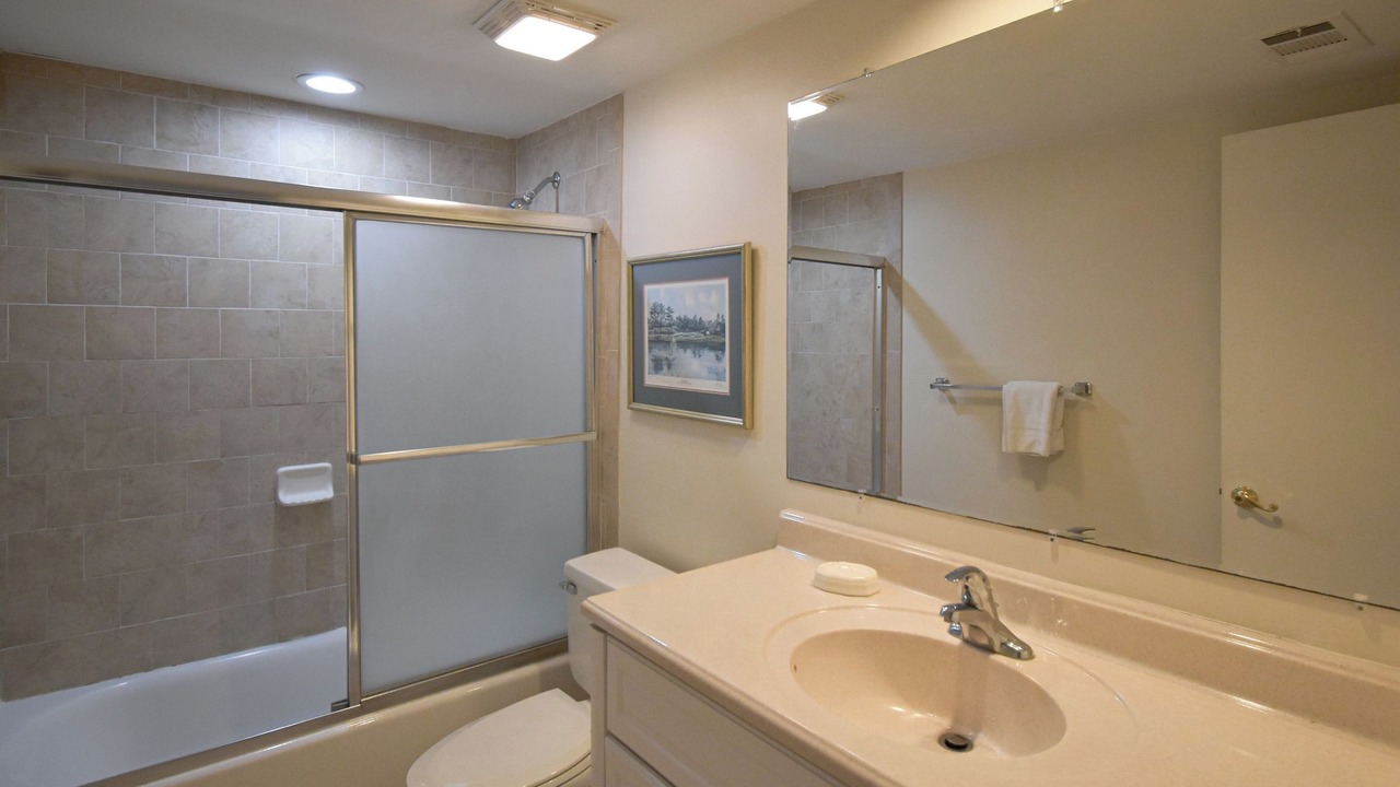 Photo of Bathroom in Palmetto Dunes