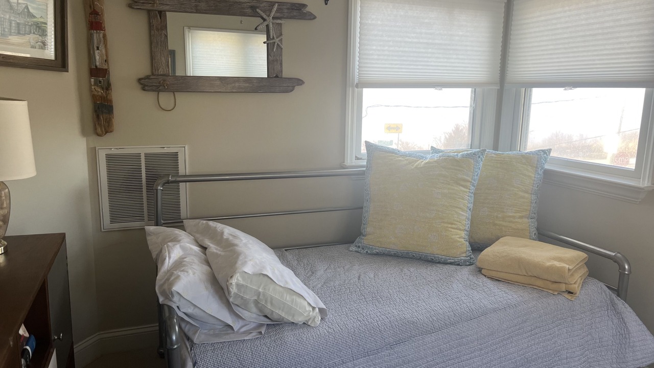 Photo of Bedroom in Town Bank