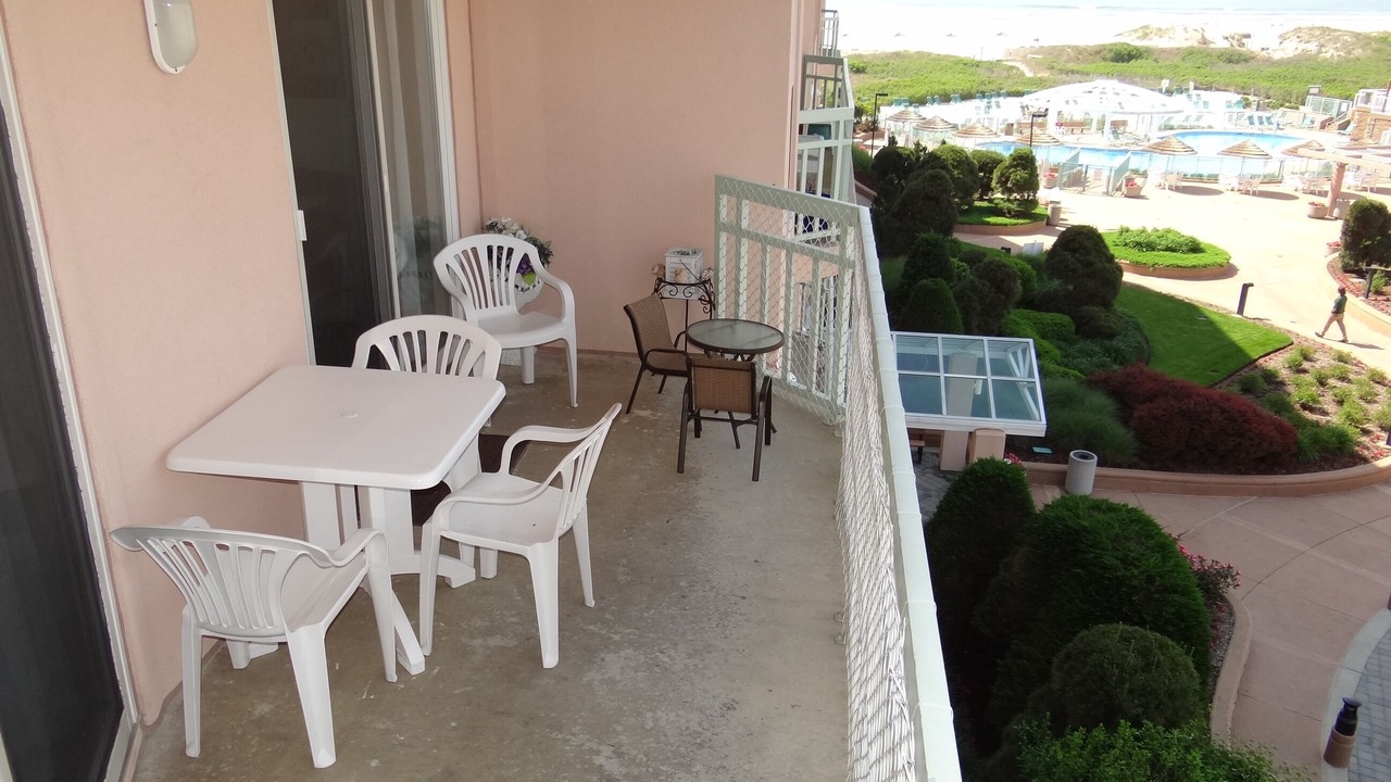 Photo of Patio Balcony in Diamond Beach