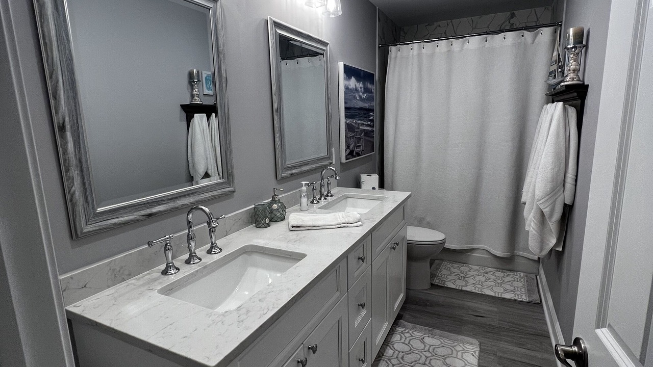 Photo of Bathroom in Long Branch