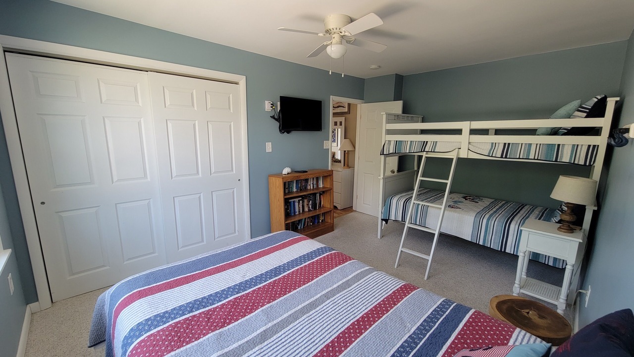 Photo of Bedroom in Barnegat Light