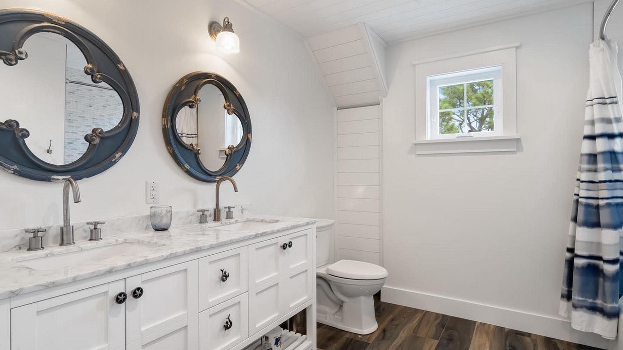 Photo of Bathroom in Rehoboth by the Sea