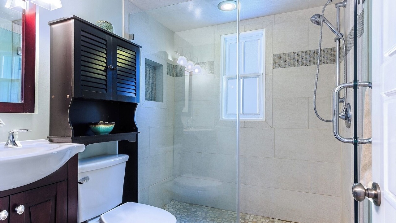 Photo of Bathroom in Ocean Grove