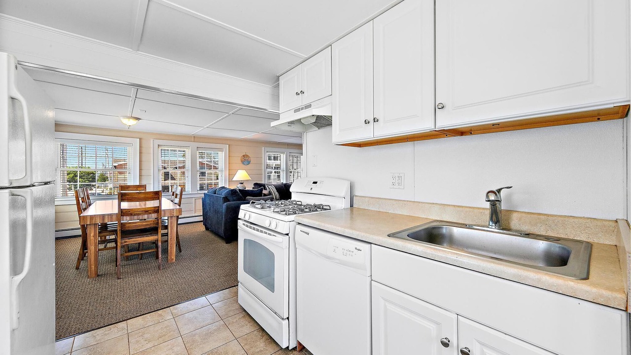 Photo of Kitchen in Surf City