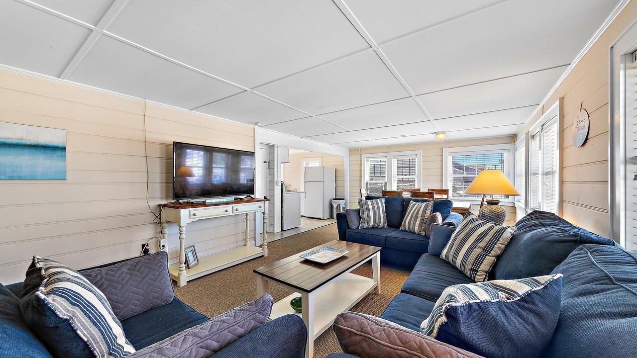 Photo of Livingroom in Surf City