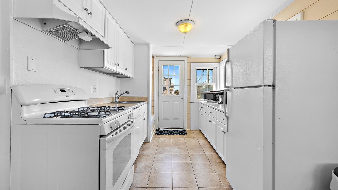 Photo of Kitchen in Surf City