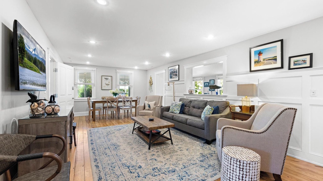 Photo of Livingroom in Beach Haven