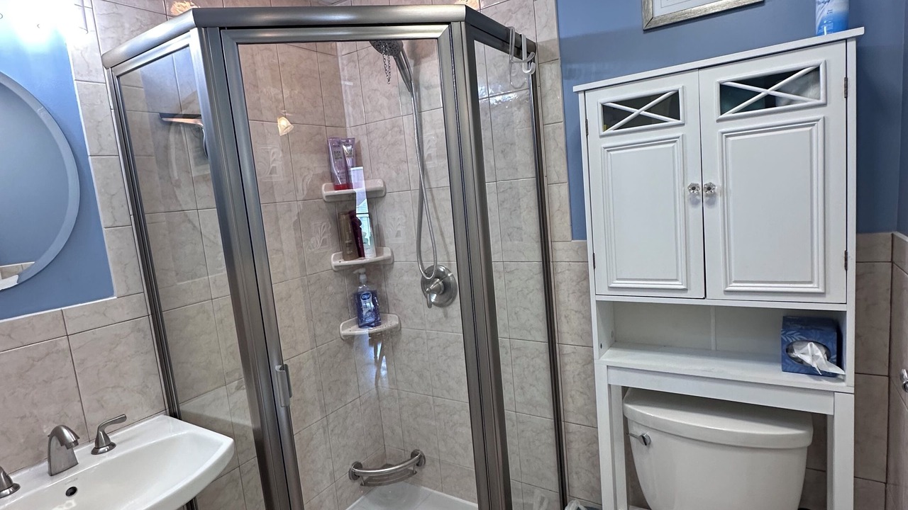 Photo of Bathroom in Ortley Beach