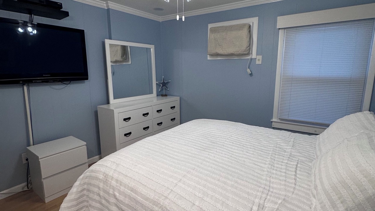 Photo of Bedroom in Ortley Beach