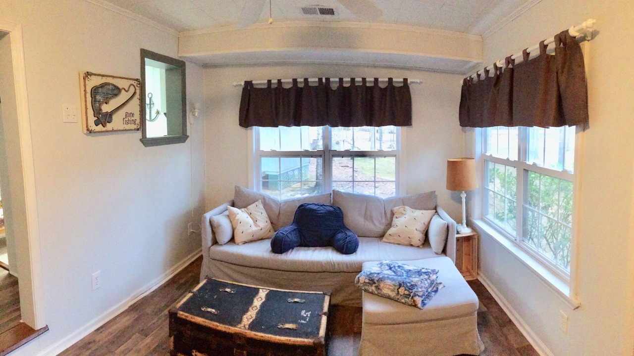 Photo of Livingroom in Liberty Hill
