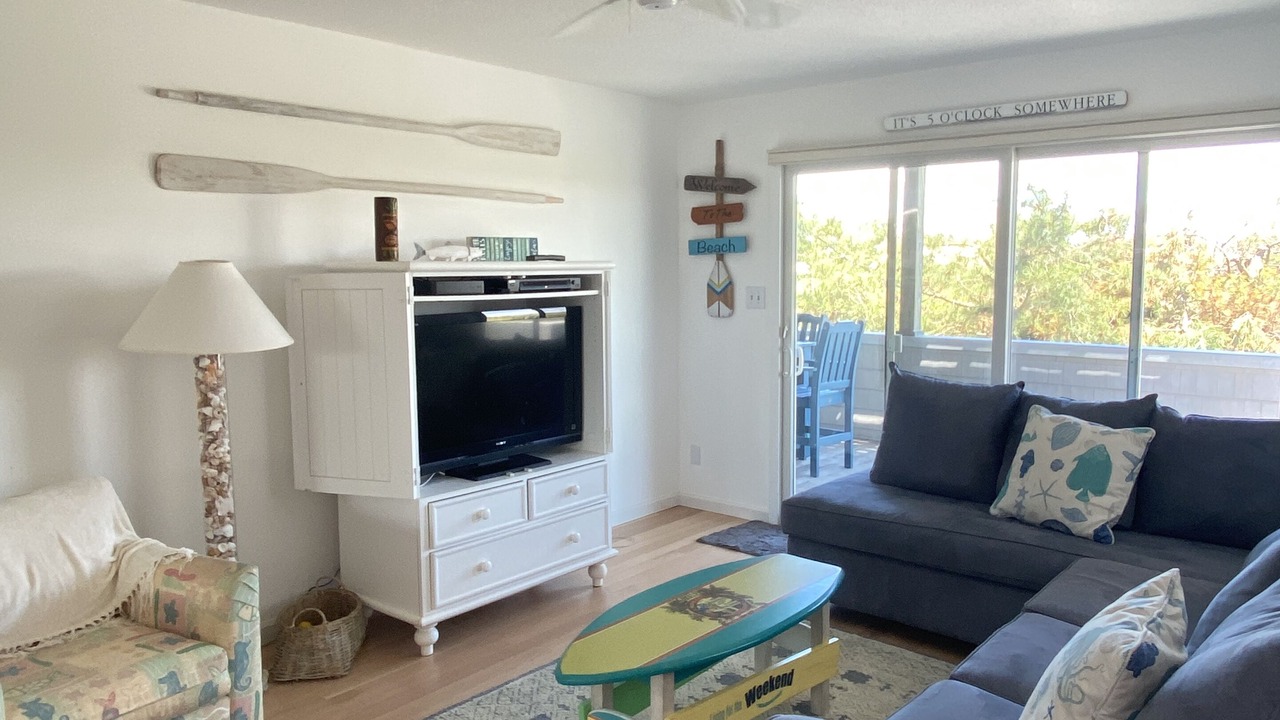 Photo of Livingroom in Harvey Cedars