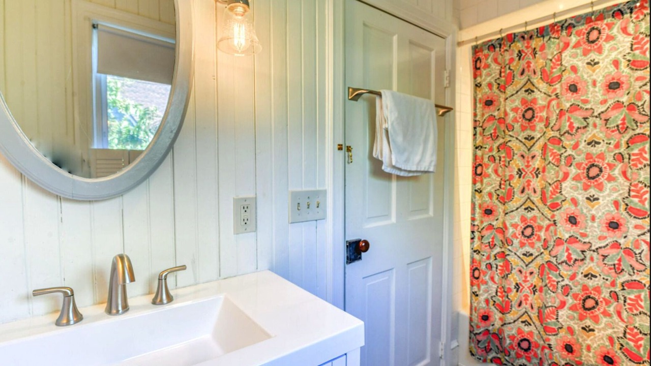 Photo of Bathroom in Ocean Grove