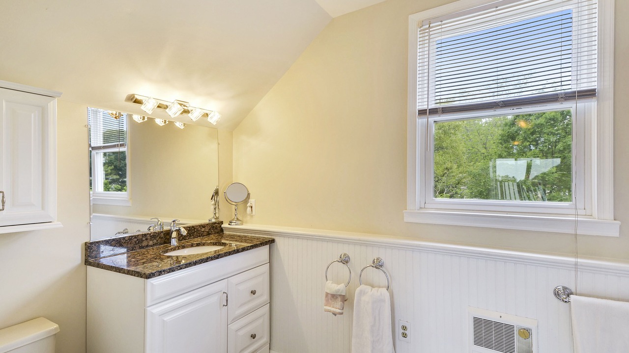 Photo of Bathroom in Cape Saint Claire