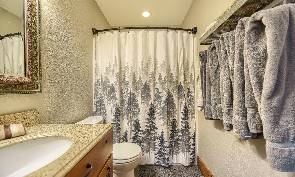 Photo of Bathroom in Deadwood