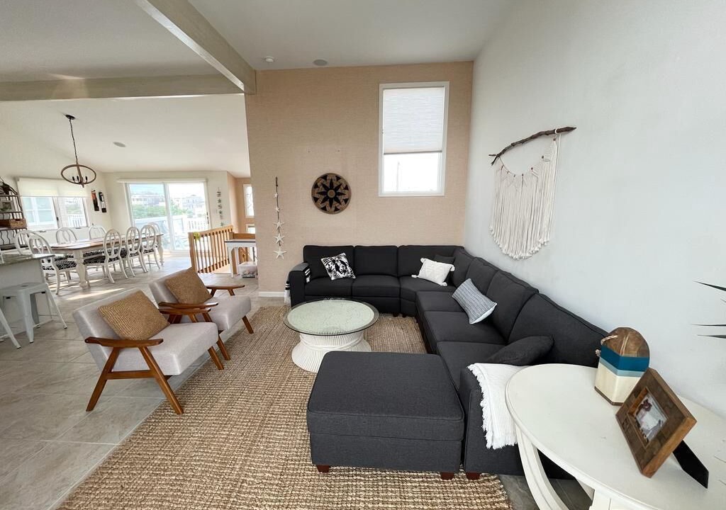 Photo of Livingroom in Harvey Cedars
