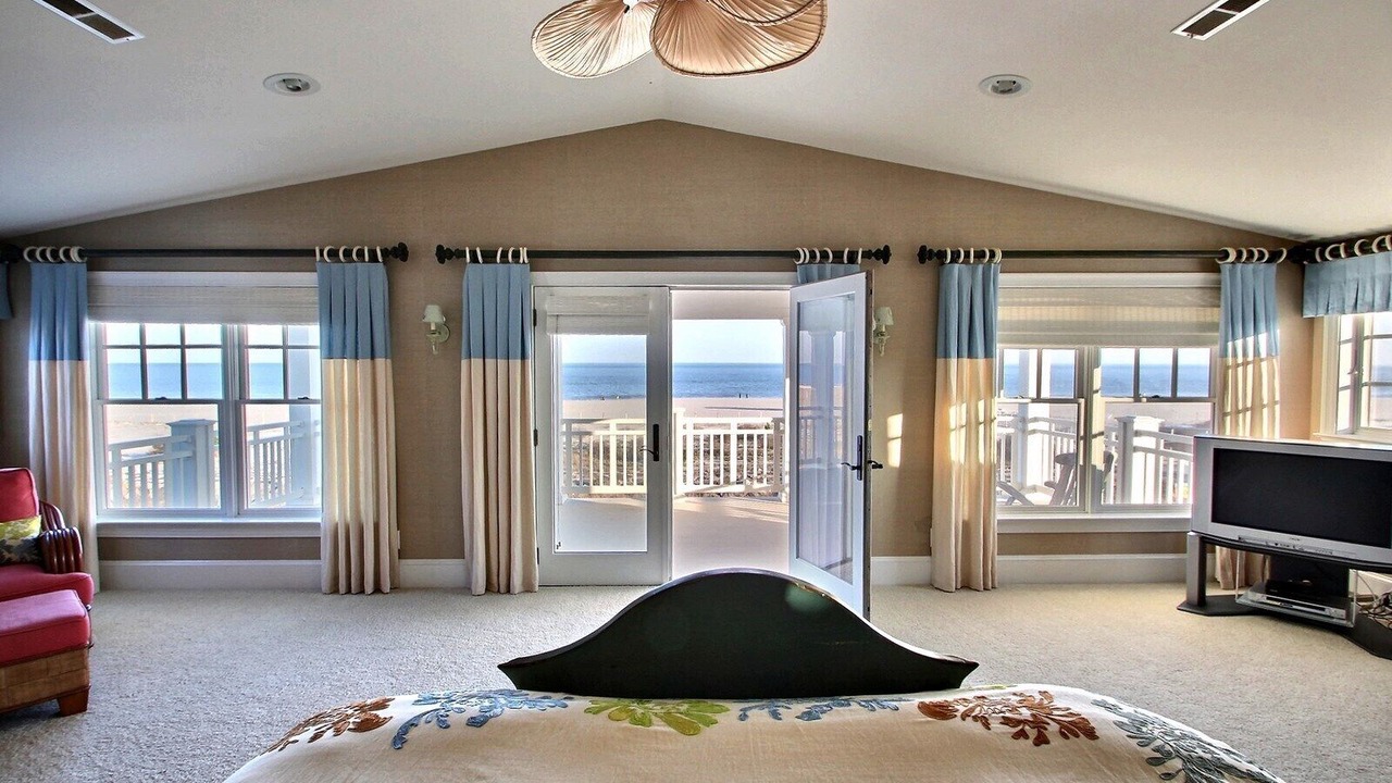 Photo of Bedroom in Admiral Estates