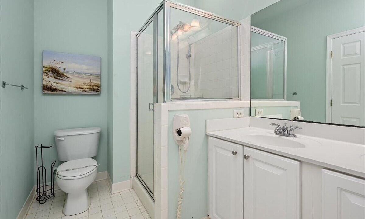 Photo of Bathroom in Sunset Island