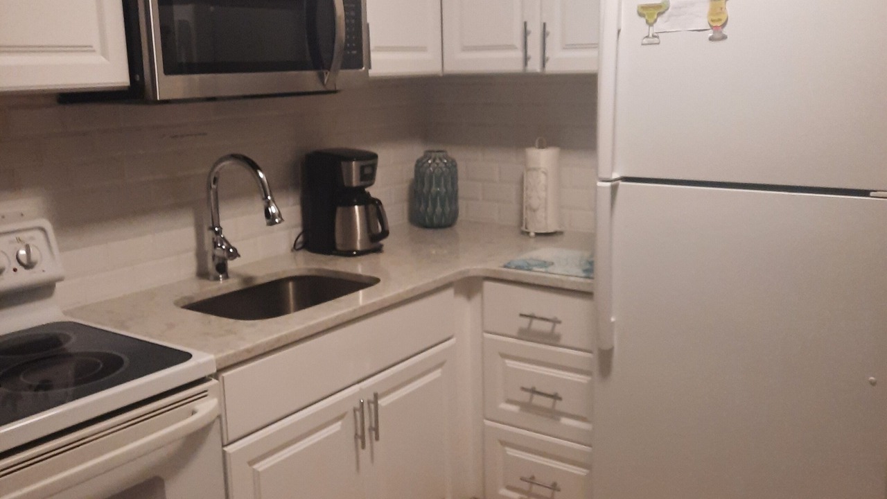Photo of Kitchen in Caine Woods