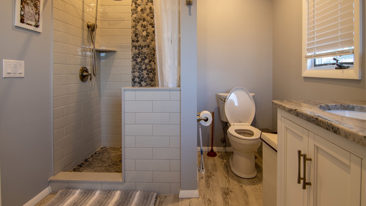 Photo of Bathroom in Harvey Cedars