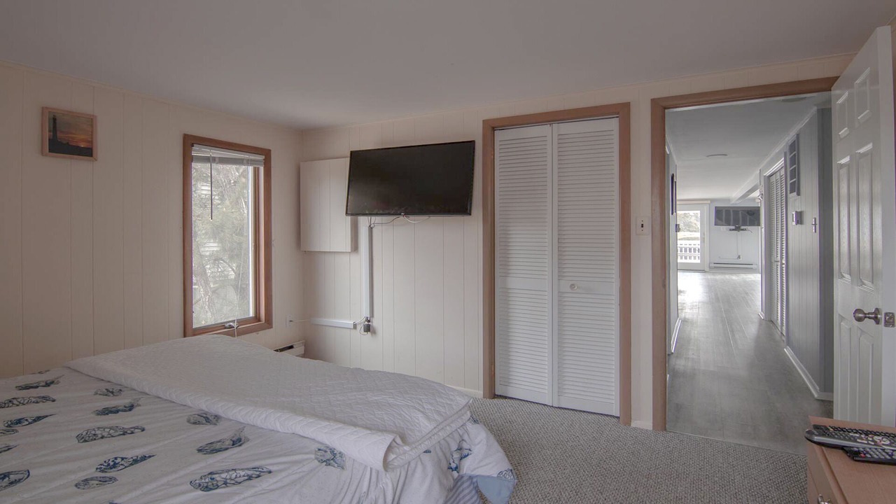 Photo of Bedroom in Harvey Cedars