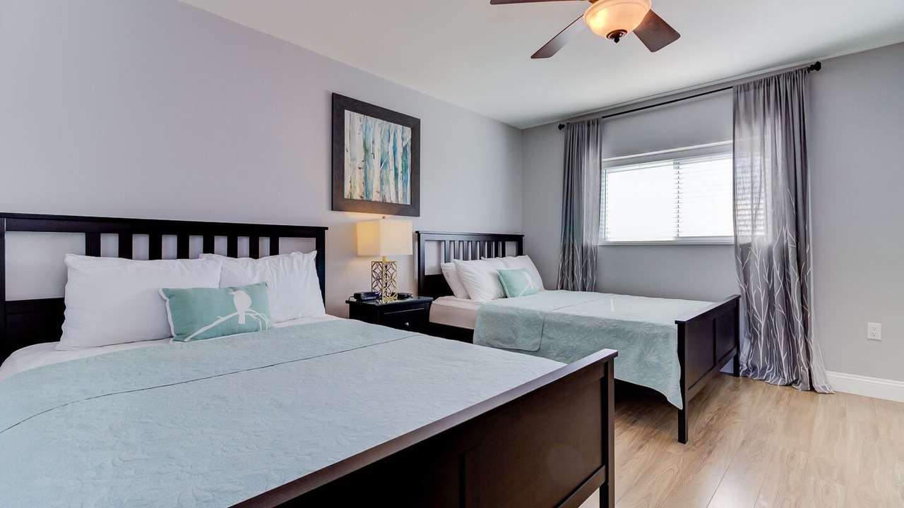 Photo of Bedroom in Admiral Estates