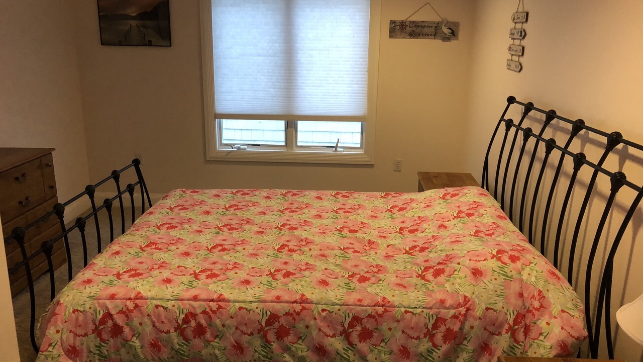 Photo of Bedroom in Seaside Heights