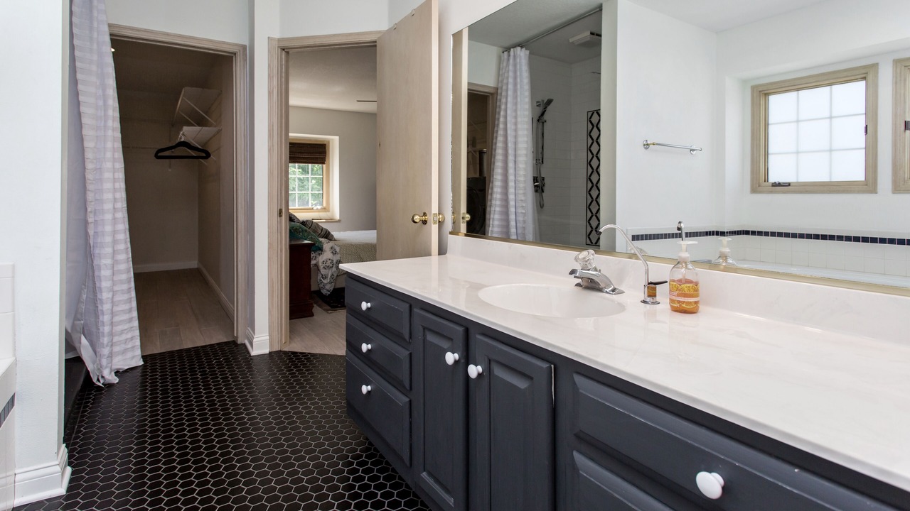Photo of Bathroom in Ankeny