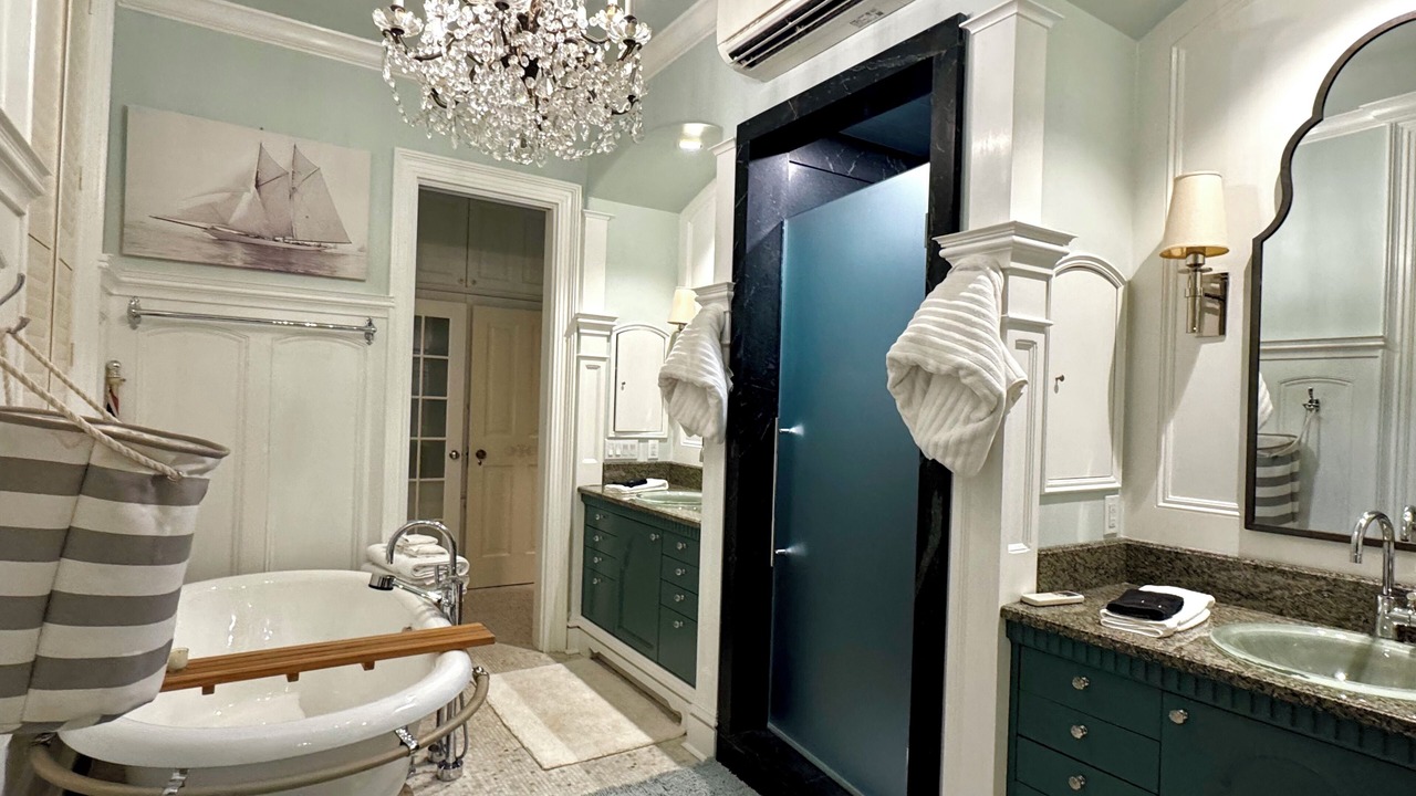 Photo of Bathroom in Historic District