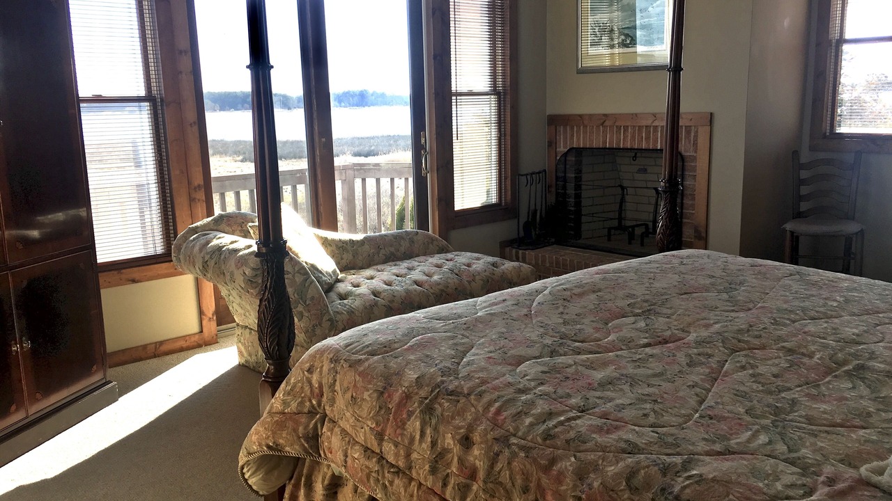 Photo of Livingroom in Taylors Island