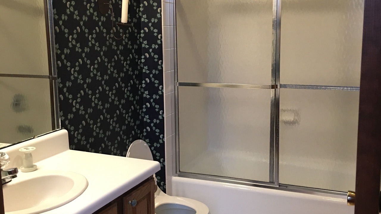 Photo of Bathroom in Taylors Island
