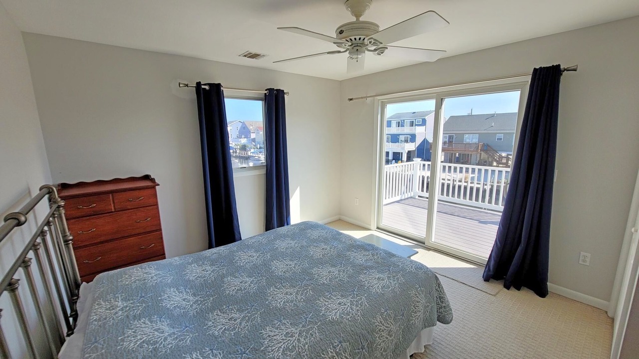 Photo of Bedroom in Beach Haven West