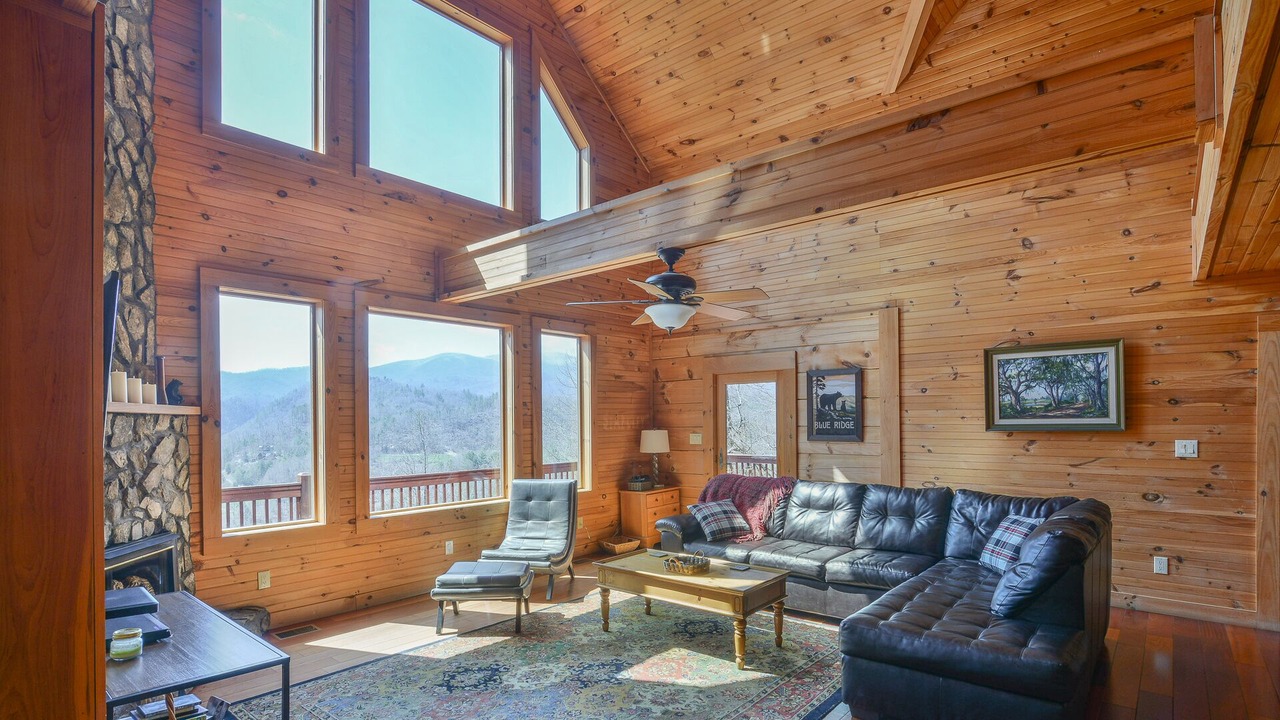 Photo of Bedroom in Butler