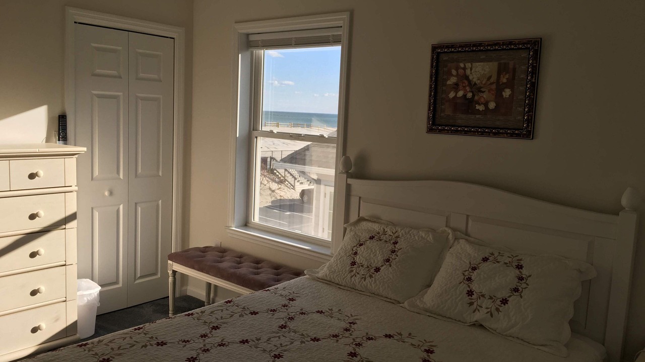 Photo of Bedroom in Ortley Beach