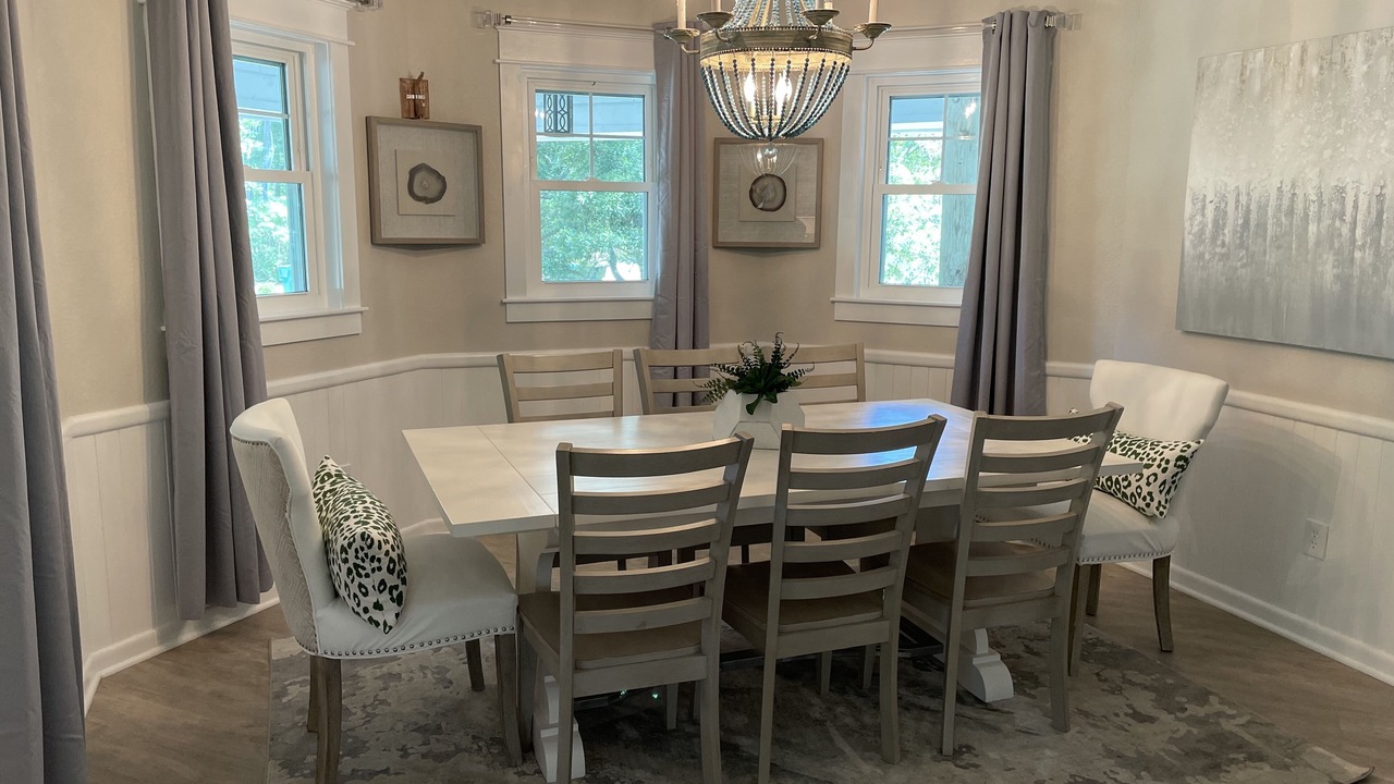 Photo of Bedroom in Corolla Light