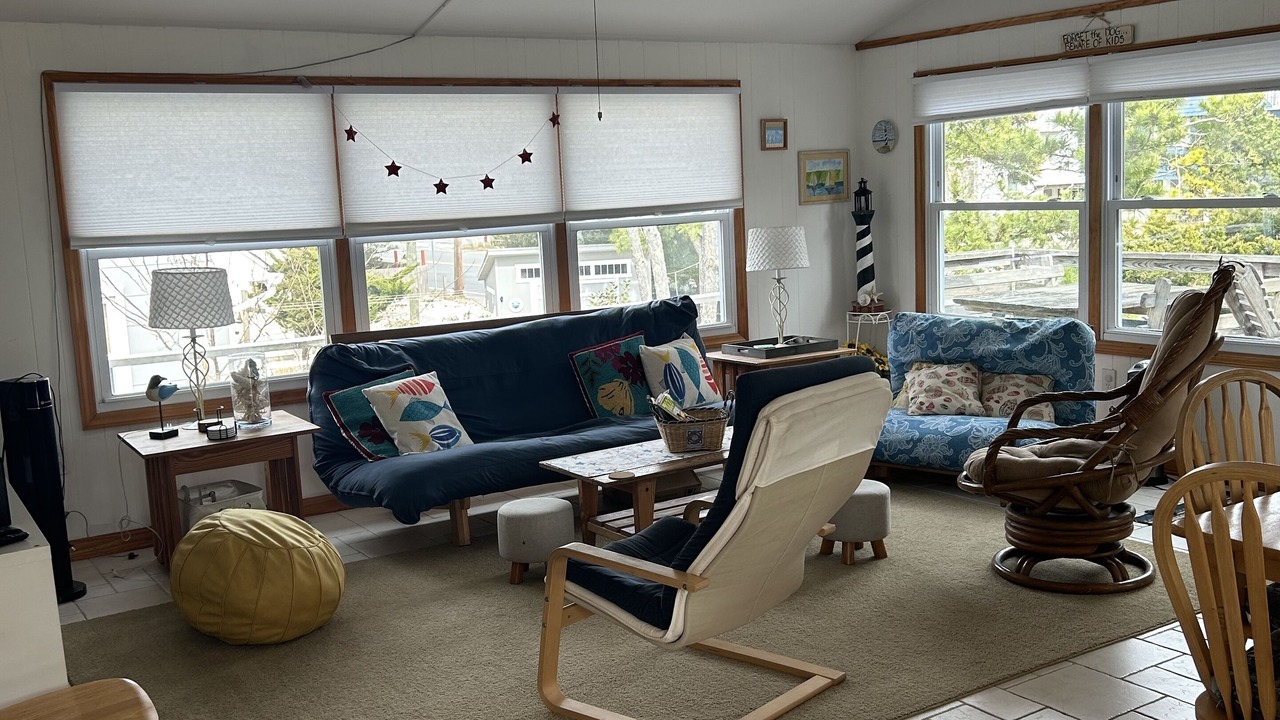 Photo of Livingroom in Harvey Cedars