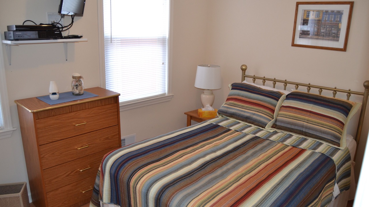 Photo of Bedroom in Ortley Beach