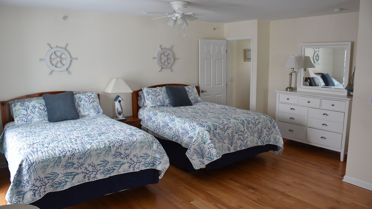Photo of Bedroom in Seaside Heights