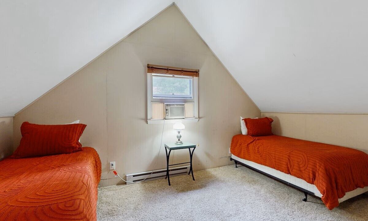 Photo of Bedroom in Newland