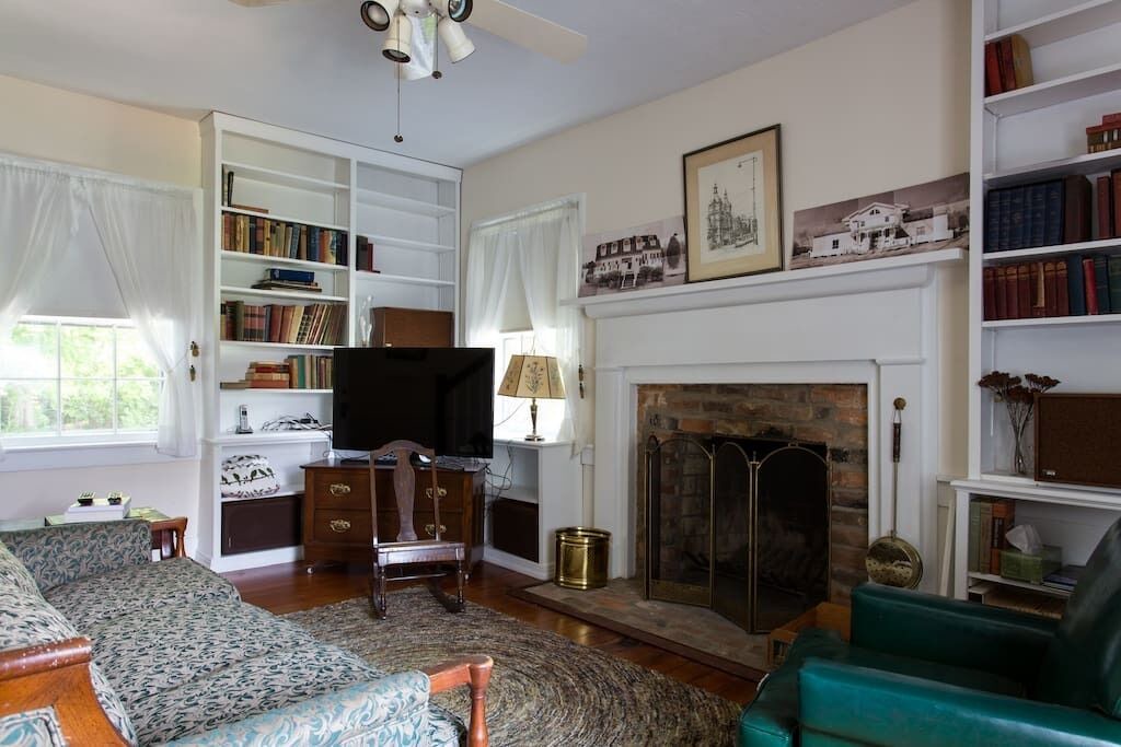 Photo of Livingroom in Stanardsville